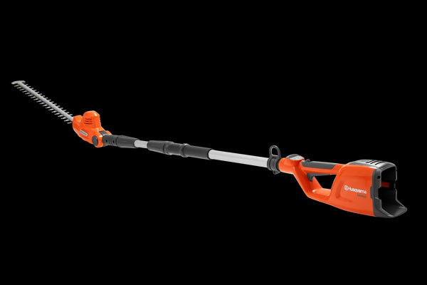 MotouneltA pentru gard viu HUSQVARNA 120iTK4-H cu acumulator și încărcător