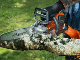 Motoferastrau Husqvarna Cordless 215i 12" 1/4 mini (Incarcator 40-C80 si Acumulator 40-B70)