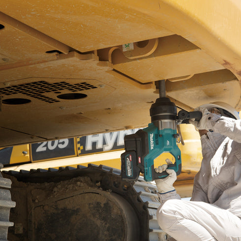 Cheie de strans cu impact XGT 40Vmax, 4.000 Nm, livrata cu doi acumulatori